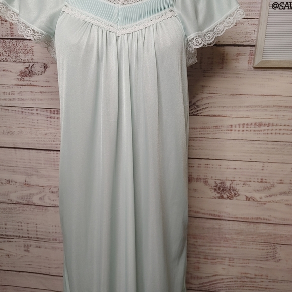 Vintage Maxi Lace Nightgown Size M - Picture 5 of 10